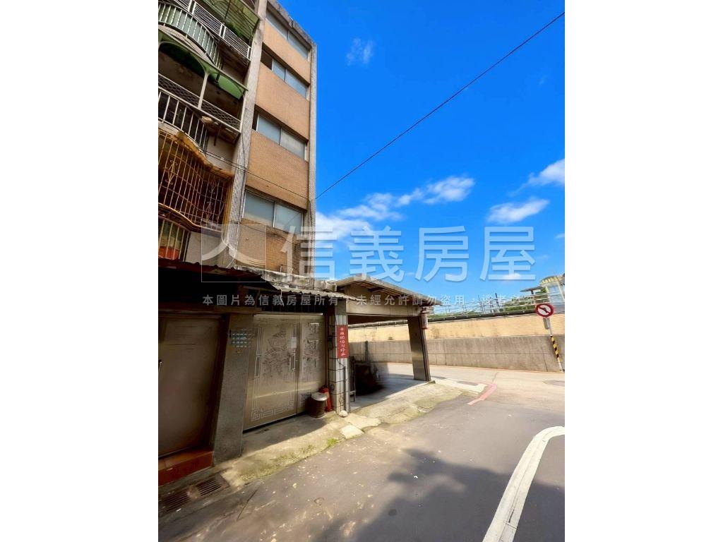 稀有釋出邊間獨戶公寓二樓房屋室內格局與周邊環境