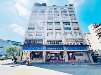 信義之星芳鄰華廈附車位