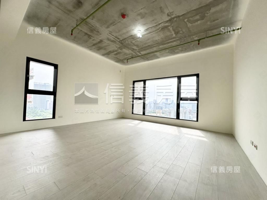 國泰Ｏ２三房雙主臥雙平車房屋室內格局與周邊環境