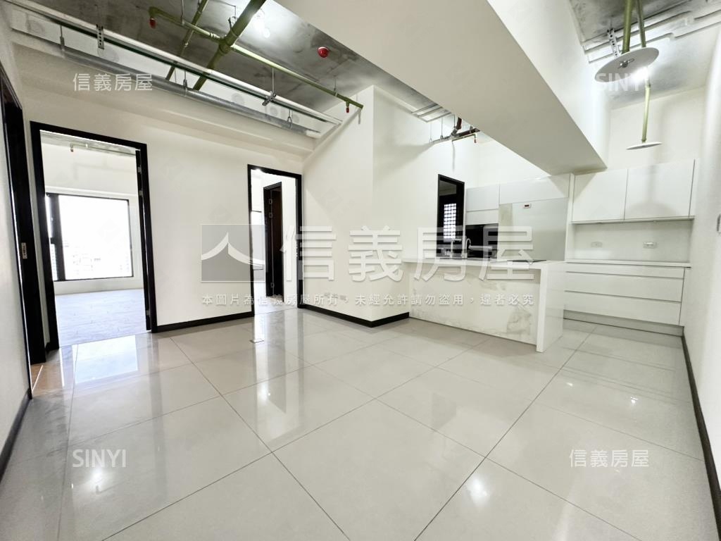 國泰Ｏ２三房雙主臥雙平車房屋室內格局與周邊環境