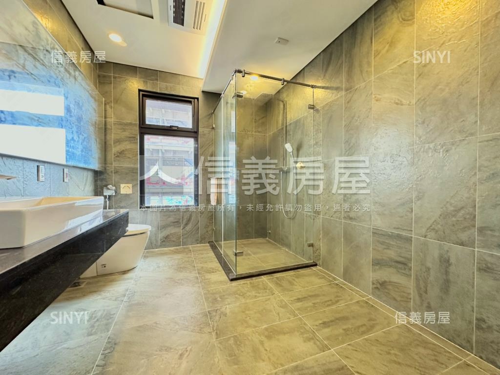 國泰Ｏ２三房雙主臥雙平車房屋室內格局與周邊環境