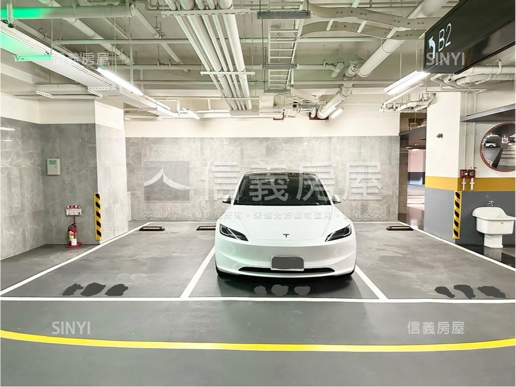 國泰Ｏ２三房雙主臥雙平車房屋室內格局與周邊環境