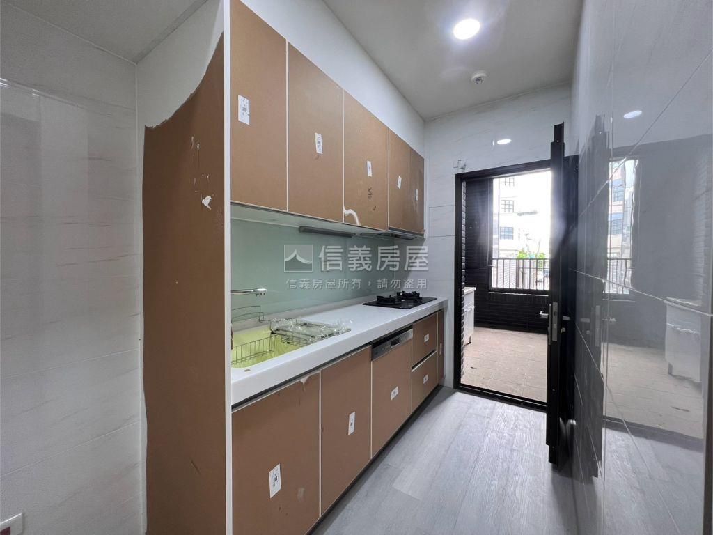 近彰泰國中✿金馬之櫻兩房房屋室內格局與周邊環境