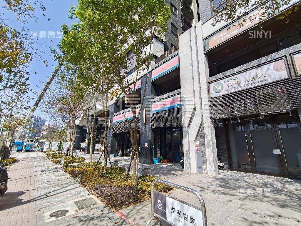Ａ７次頂樓低總價大亮泊房屋室內格局與周邊環境