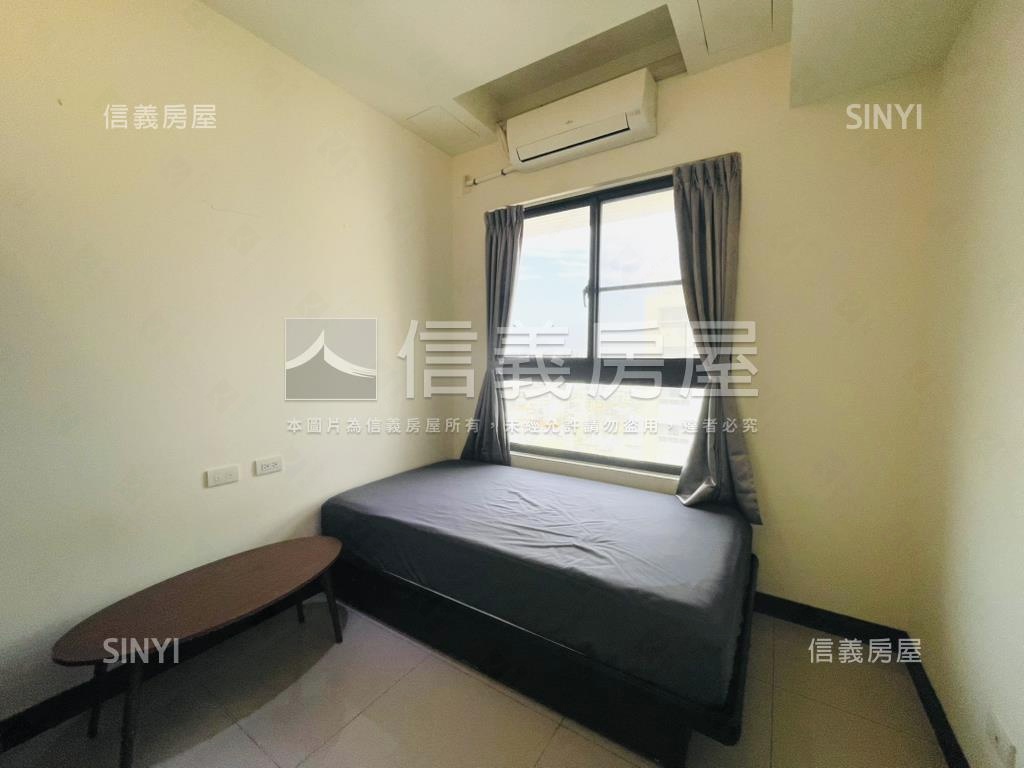 太子★次頂樓遠景三房平車房屋室內格局與周邊環境