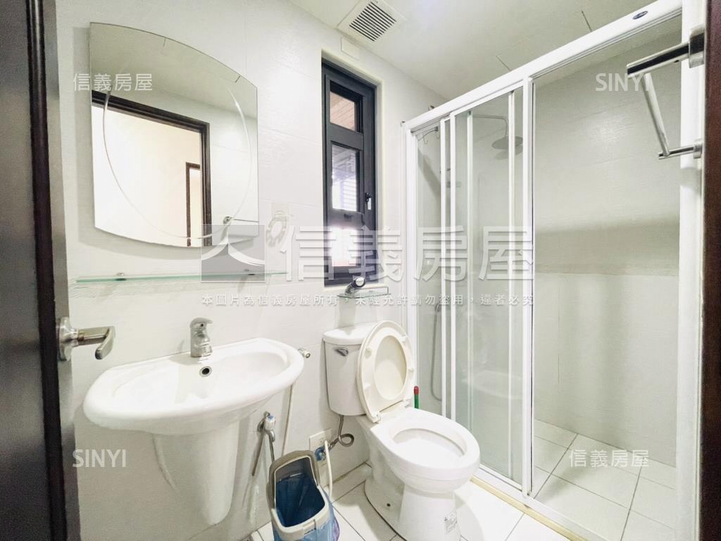 太子★次頂樓遠景三房平車房屋室內格局與周邊環境