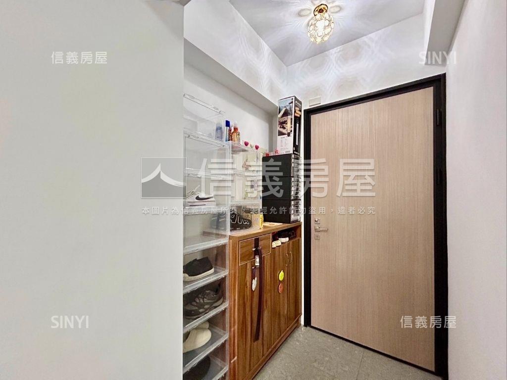閱建築房屋室內格局與周邊環境