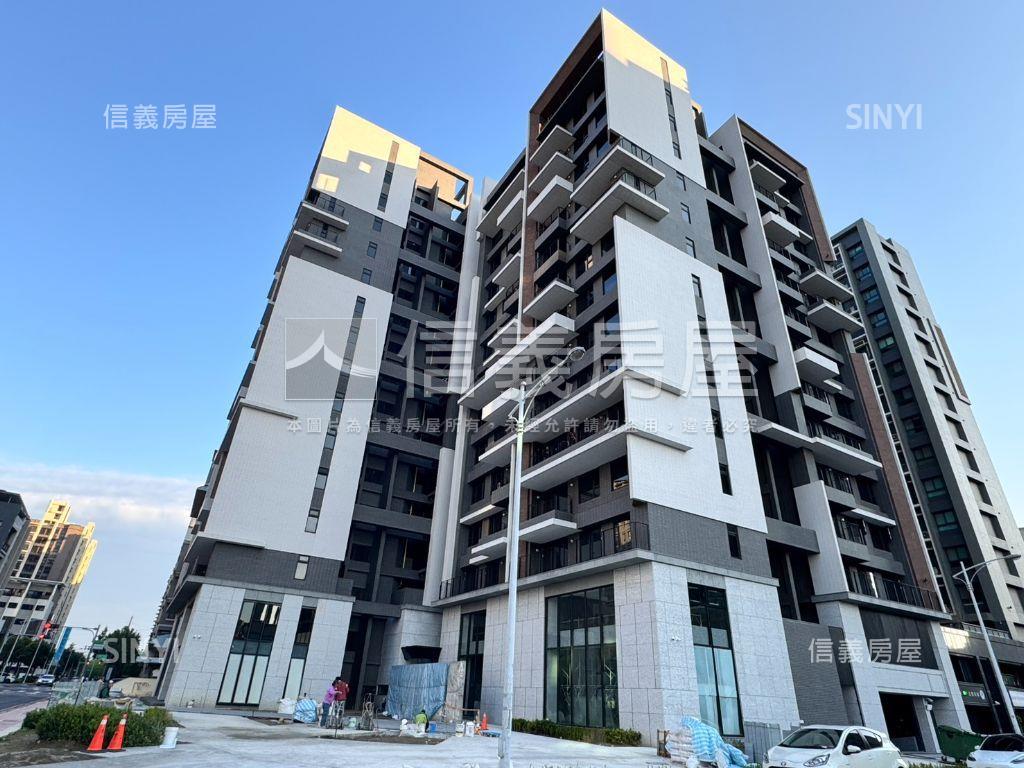閱建築房屋室內格局與周邊環境
