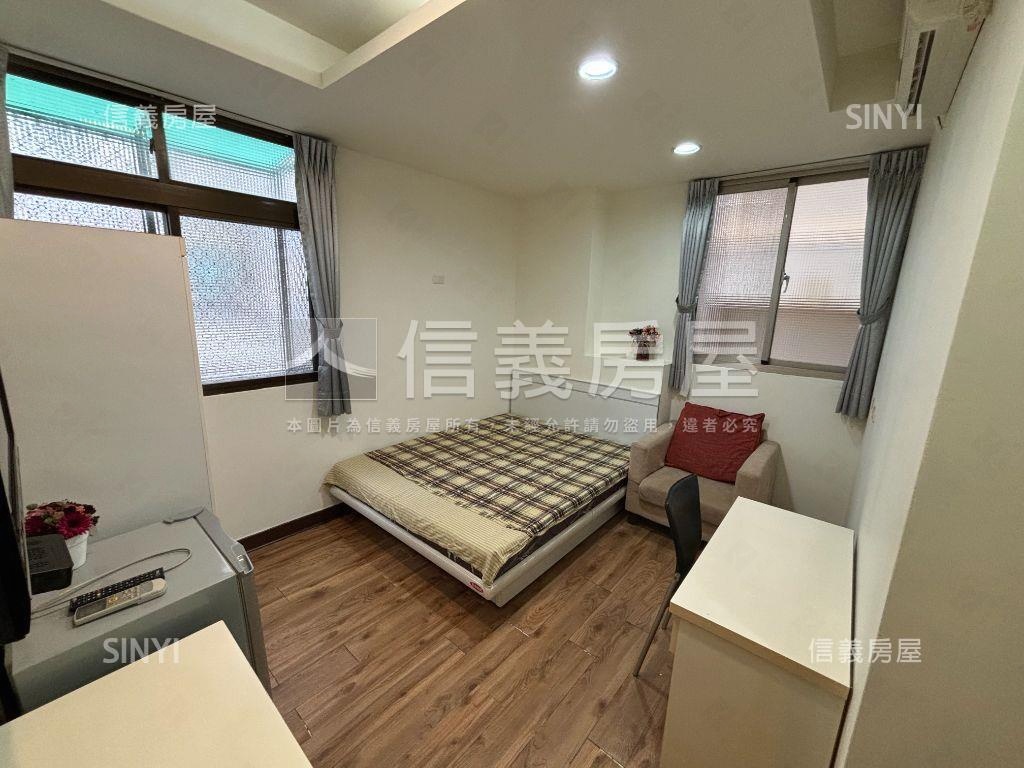 現成房東投報率佳４套房房屋室內格局與周邊環境