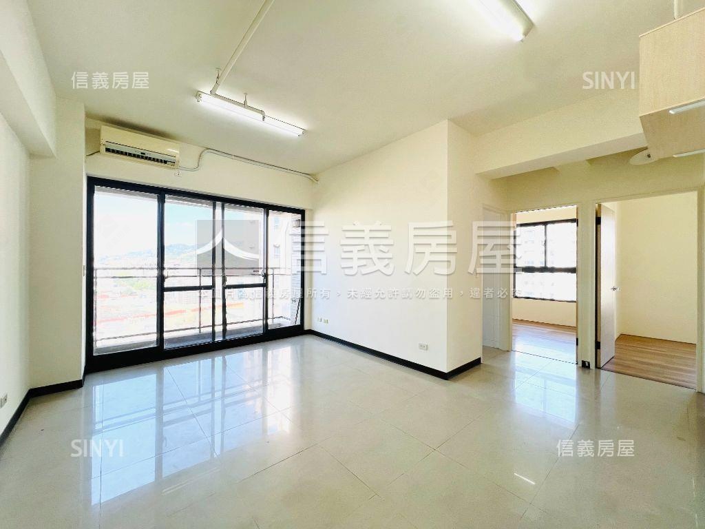 九月采掬兩房車位房屋室內格局與周邊環境