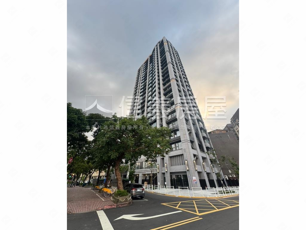 大直水岸第一排２４樓房屋室內格局與周邊環境