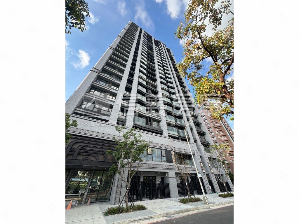 大直水岸第一排２４樓房屋室內格局與周邊環境