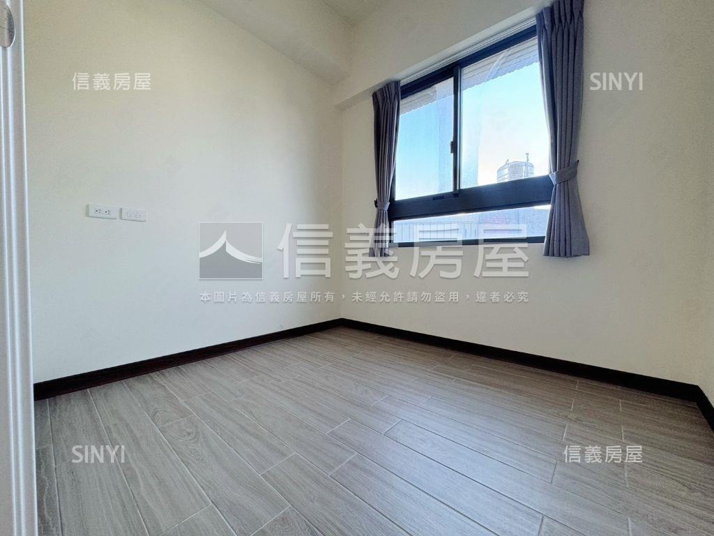 竹蓮街。讚好漾兩房車位房屋室內格局與周邊環境