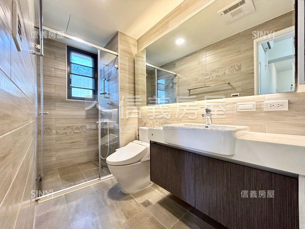 竹蓮街。讚好漾兩房車位房屋室內格局與周邊環境