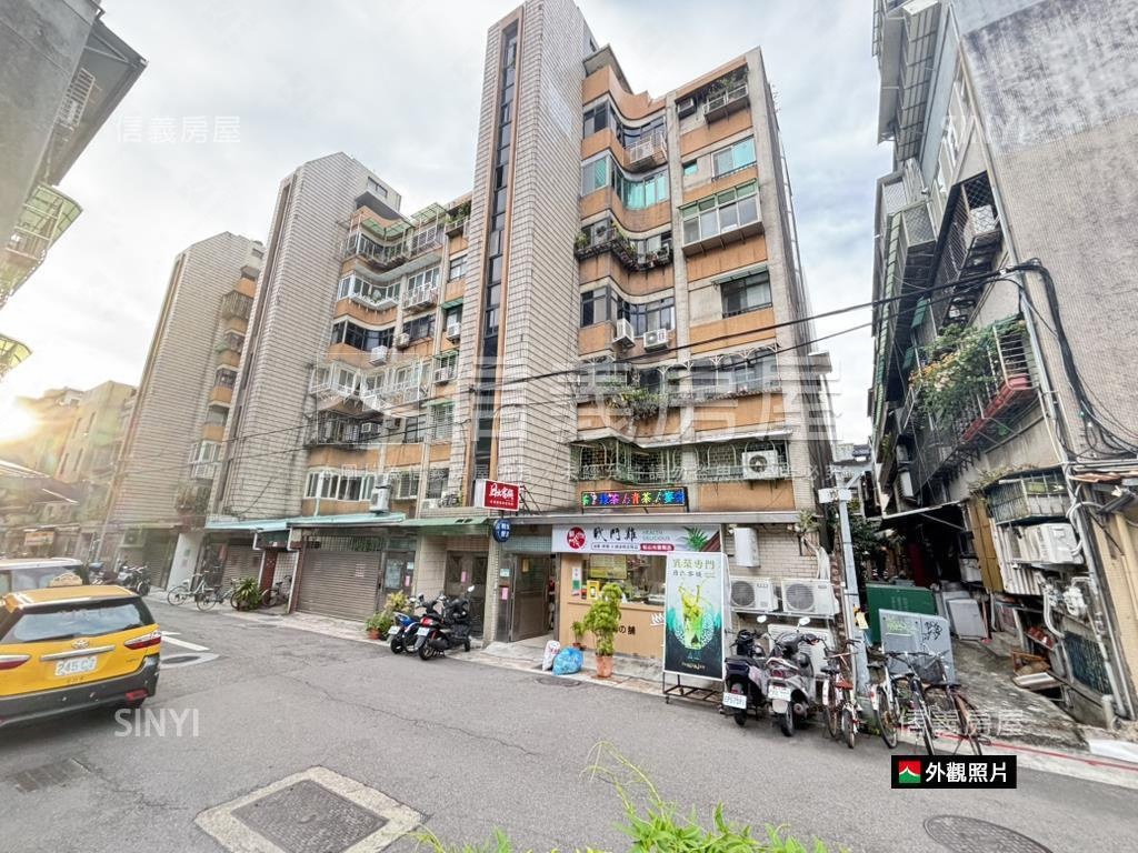 光南金星近捷運邊間電梯房屋室內格局與周邊環境