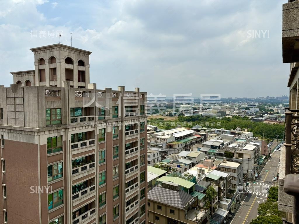 八德巴黎花都頂樓三房車位房屋室內格局與周邊環境