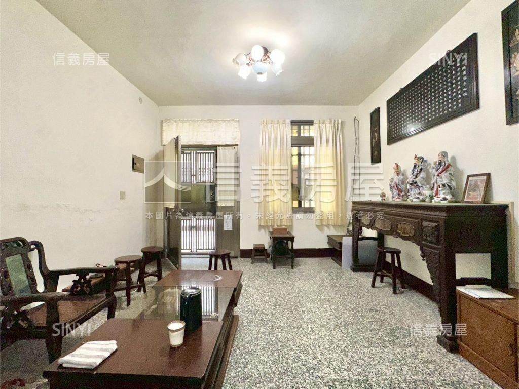 近竹東麥當勞優質機能透天房屋室內格局與周邊環境