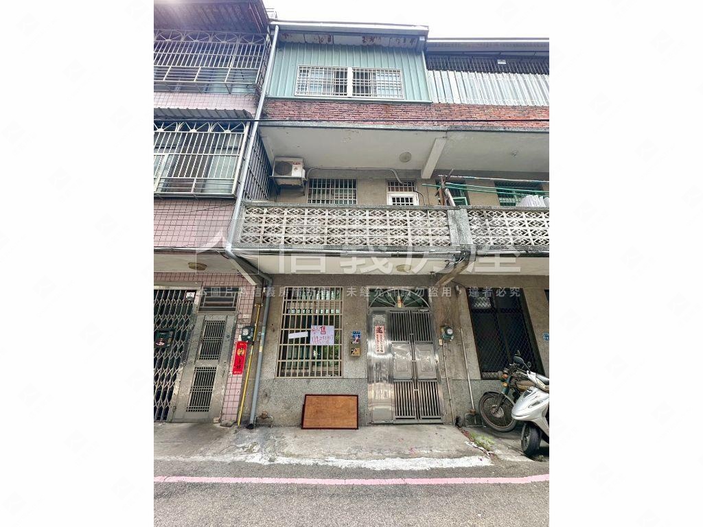 近竹東麥當勞優質機能透天房屋室內格局與周邊環境