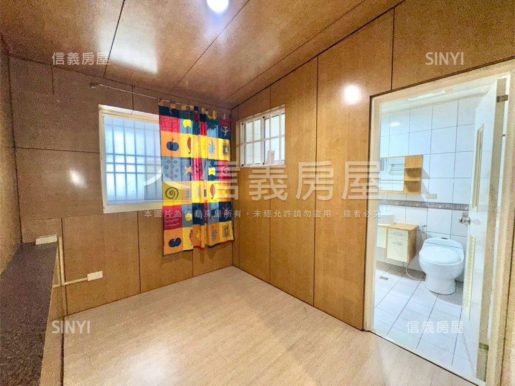 近竹東麥當勞優質機能透天房屋室內格局與周邊環境