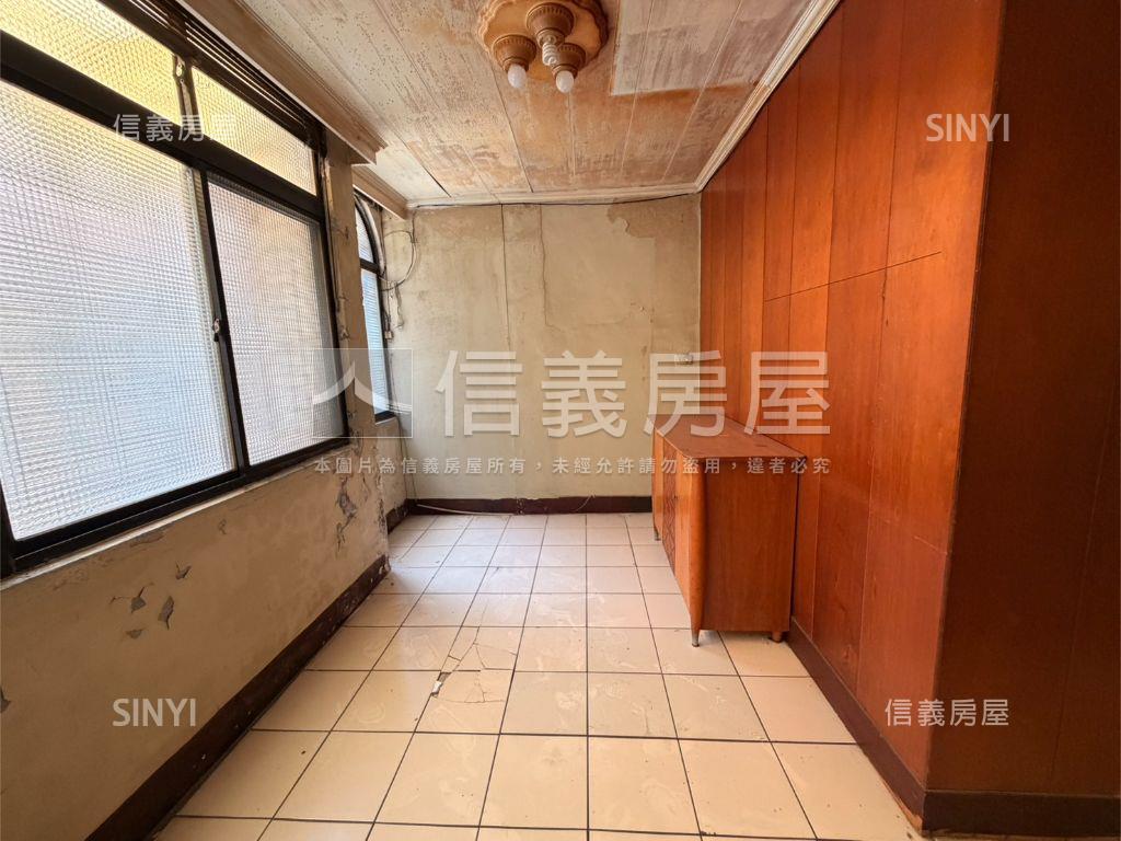力行傳家｜老宅透天房屋室內格局與周邊環境
