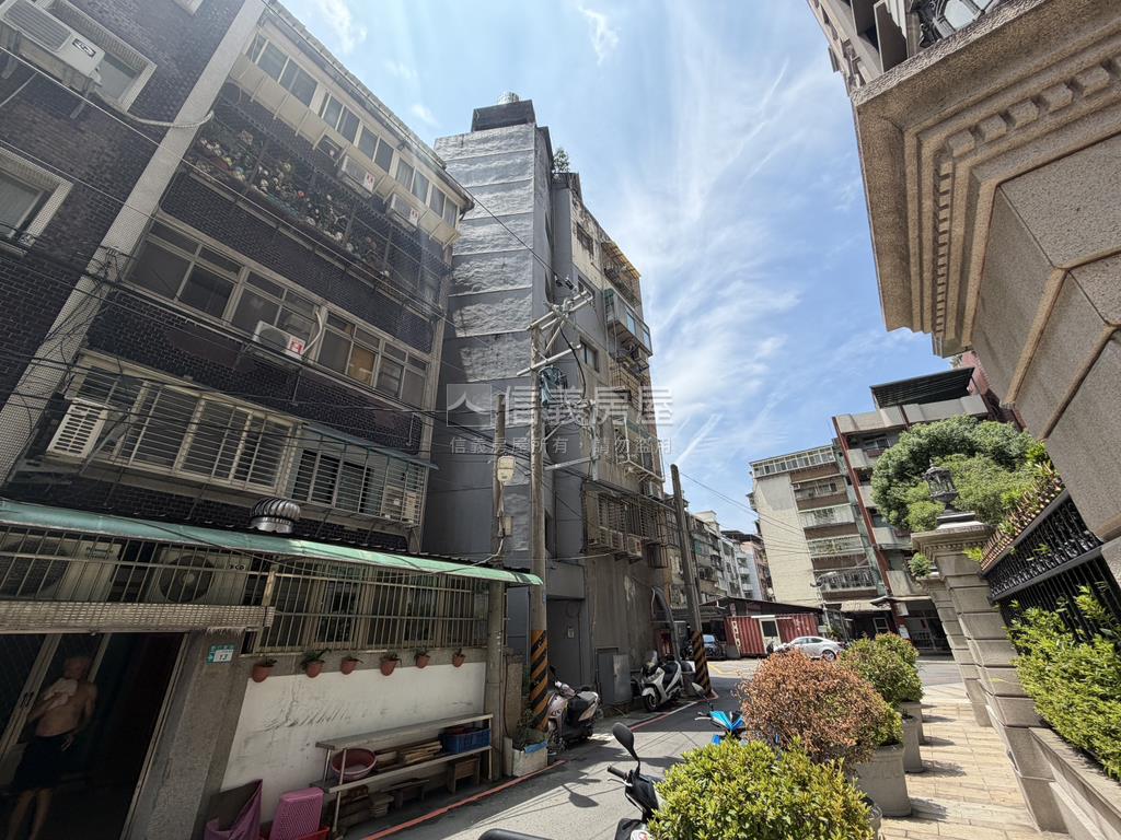 頂溪捷運仁愛１０１旁公寓房屋室內格局與周邊環境