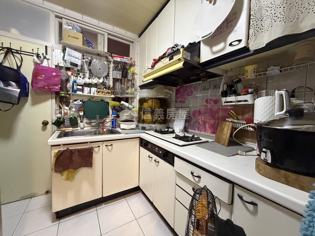 頂溪捷運仁愛１０１旁公寓房屋室內格局與周邊環境