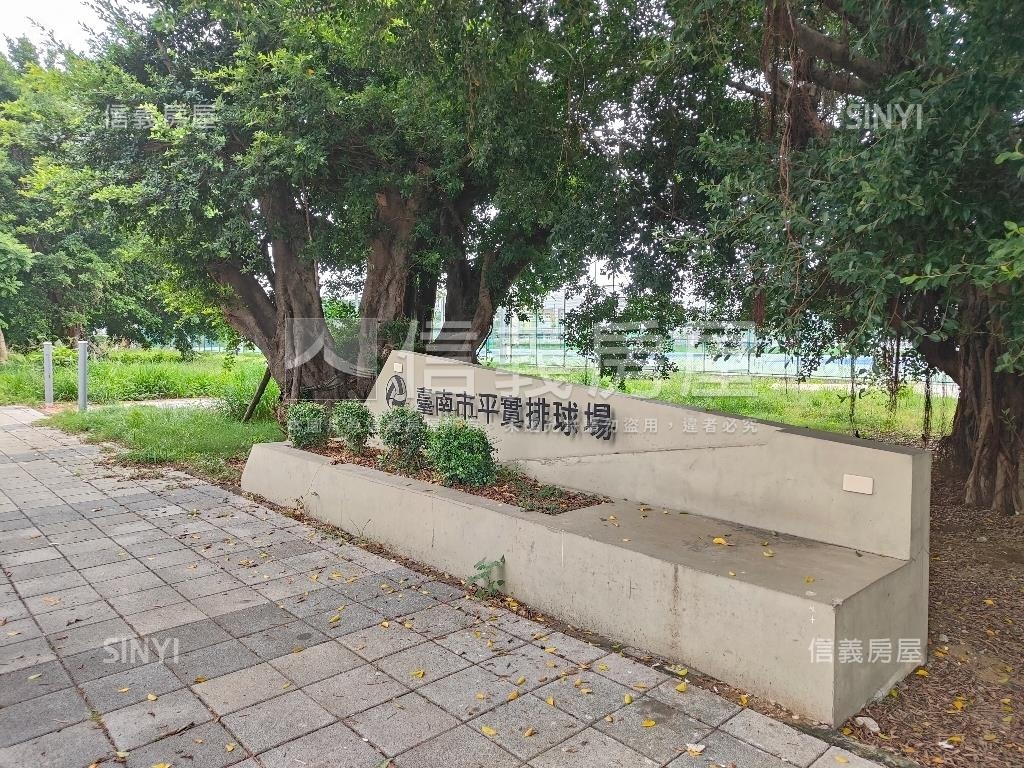 艾美新時代精緻美居房屋室內格局與周邊環境