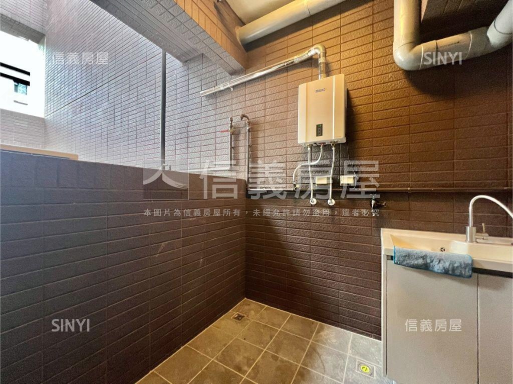 陞霖太美次頂樓美屋兩房房屋室內格局與周邊環境