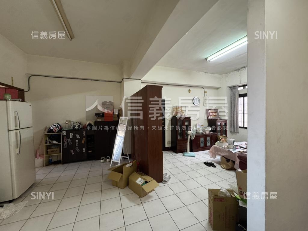 近車站春夏書香名邸美３房房屋室內格局與周邊環境