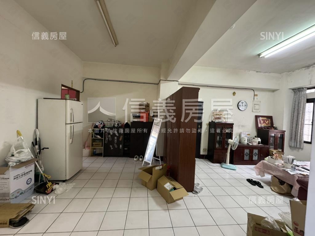 近車站春夏書香名邸美３房房屋室內格局與周邊環境