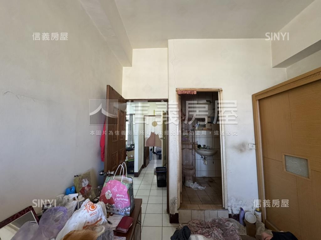 近車站春夏書香名邸美３房房屋室內格局與周邊環境