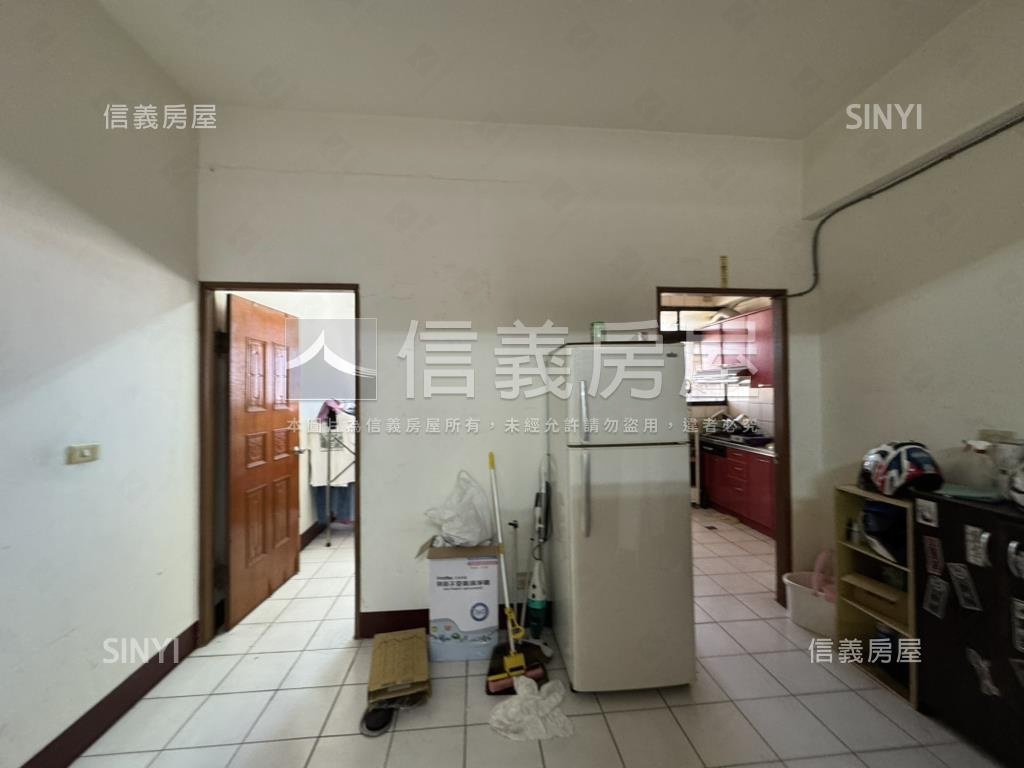 近車站春夏書香名邸美３房房屋室內格局與周邊環境