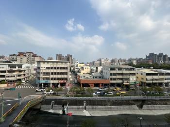 惠宇建設面河畔大四房美宅
