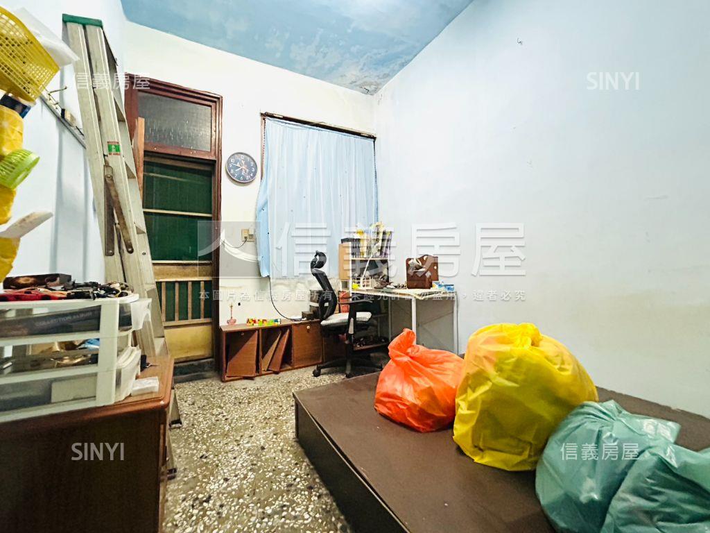 免７００萬近文賢國中透天房屋室內格局與周邊環境