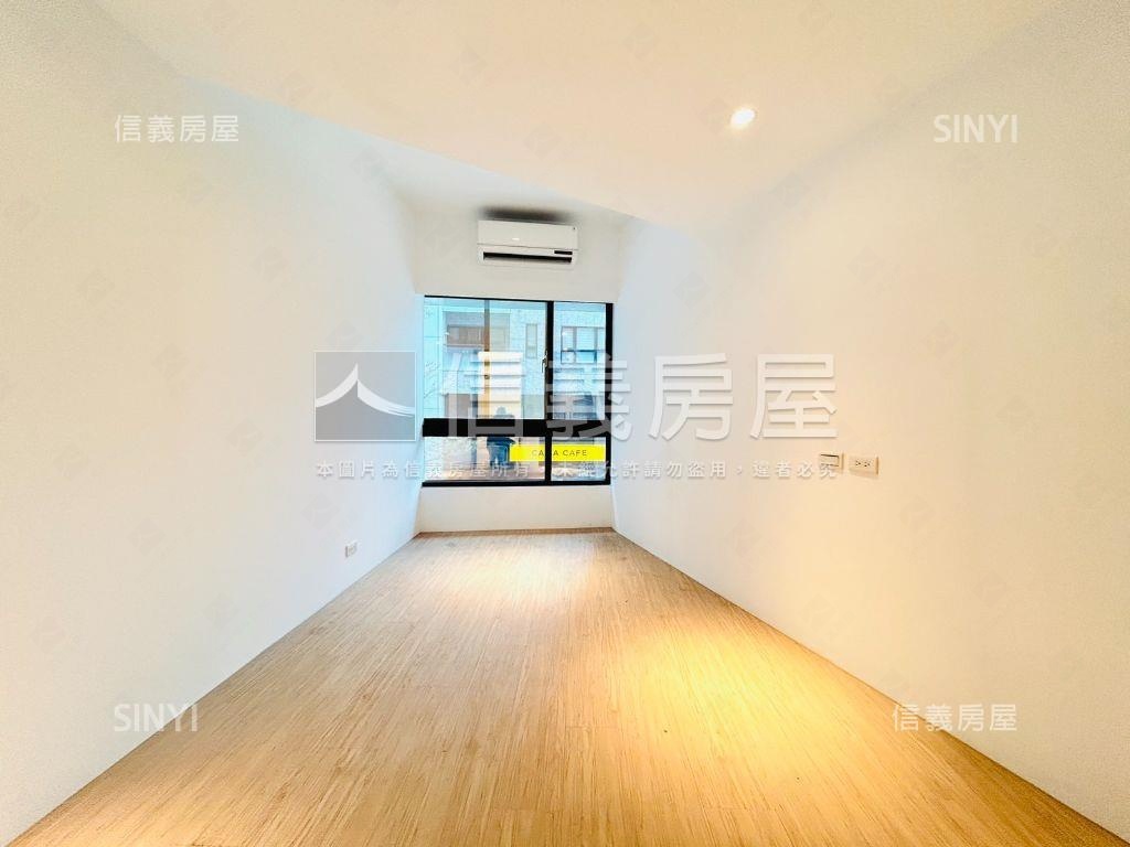 捷運電梯美式風格精品２房房屋室內格局與周邊環境