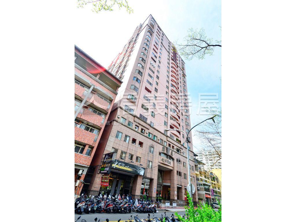 綠園道幸福三房房屋室內格局與周邊環境