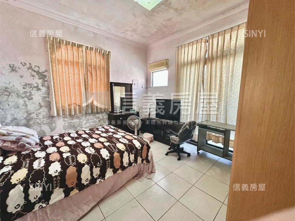 近車站松林國小旁邊間透店房屋室內格局與周邊環境