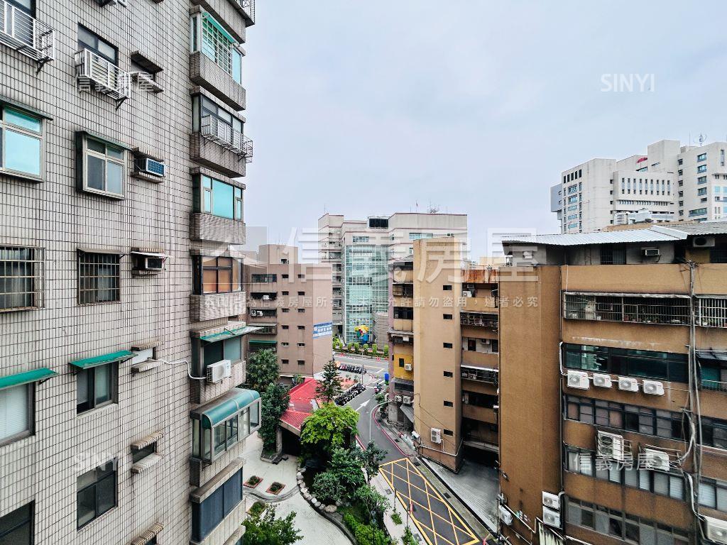 桃園市府即可入住電梯三房房屋室內格局與周邊環境