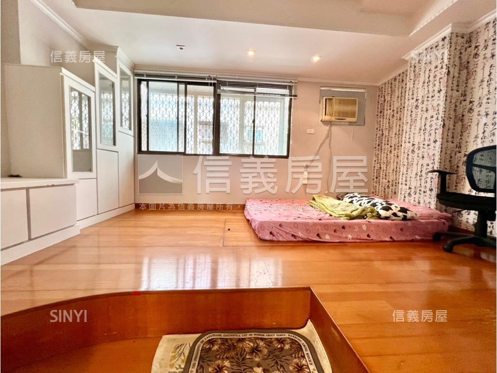 國華街邊間美透天房屋室內格局與周邊環境