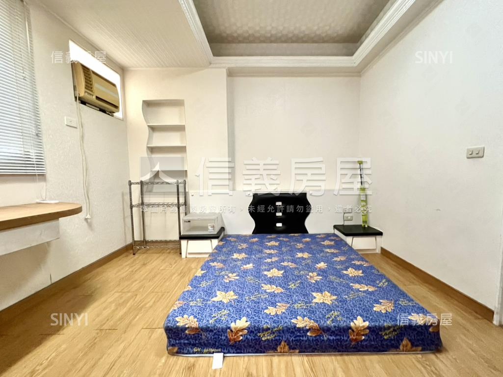 國華街邊間美透天房屋室內格局與周邊環境