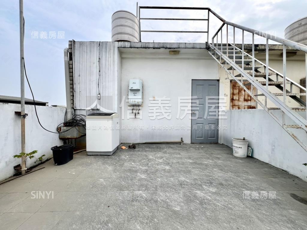 國華街邊間美透天房屋室內格局與周邊環境