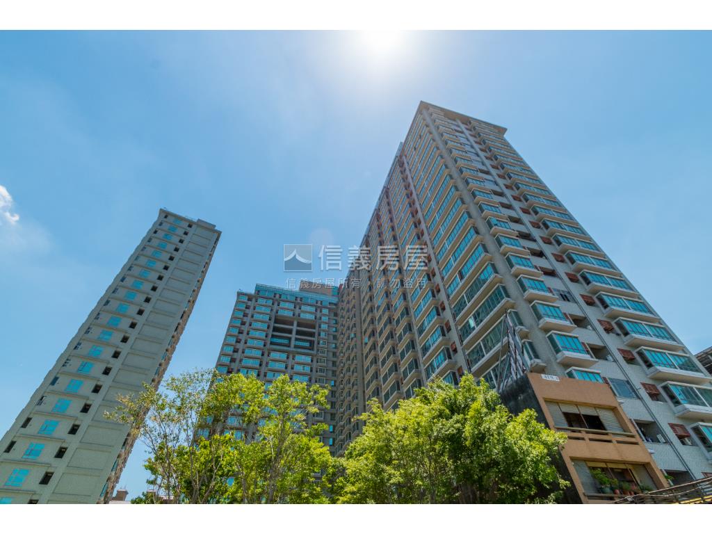 南加州Ａ棟頂級精裝河景戶房屋室內格局與周邊環境