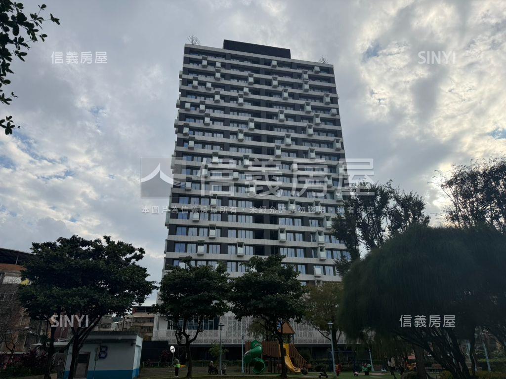 首泰天喜三房加平面車位房屋室內格局與周邊環境