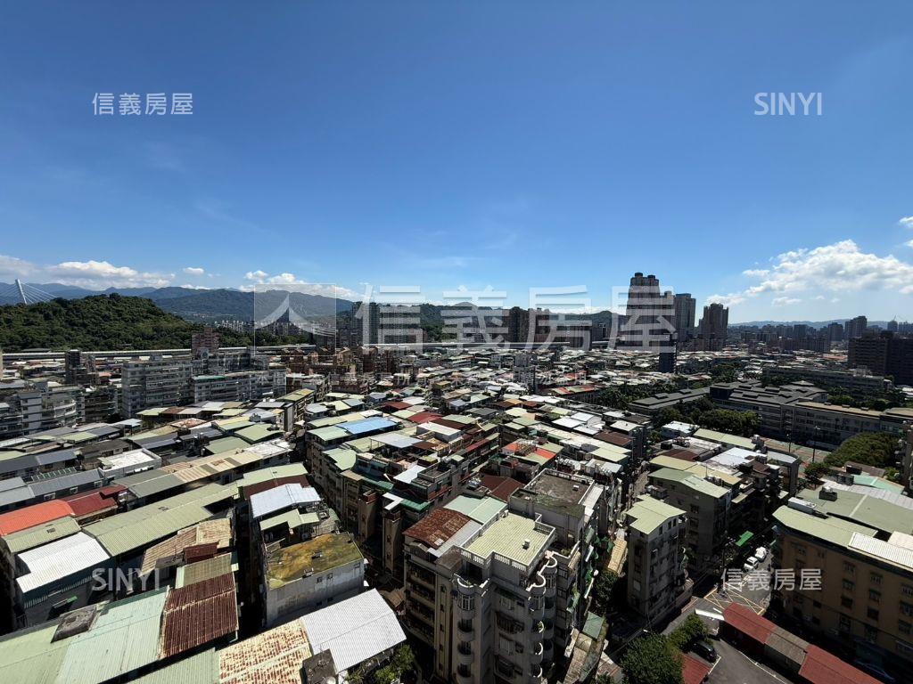 首泰天喜三房加平面車位房屋室內格局與周邊環境