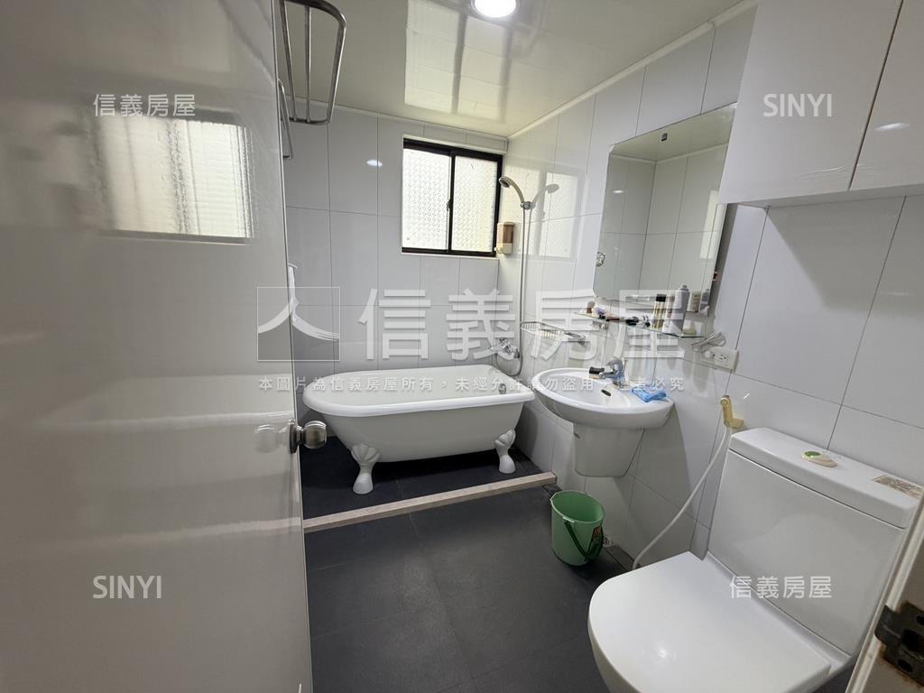 轉角大地坪別墅房屋室內格局與周邊環境