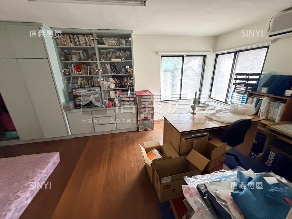 轉角大地坪別墅房屋室內格局與周邊環境