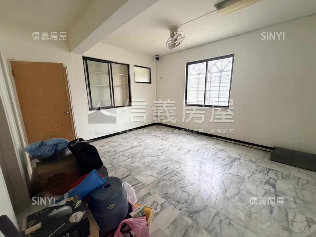 轉角大地坪別墅房屋室內格局與周邊環境