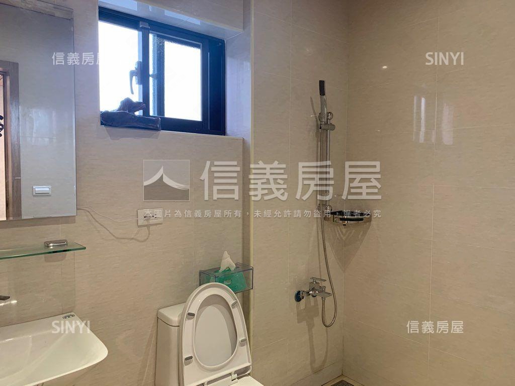 漂亮透天自住招待所皆宜房屋室內格局與周邊環境