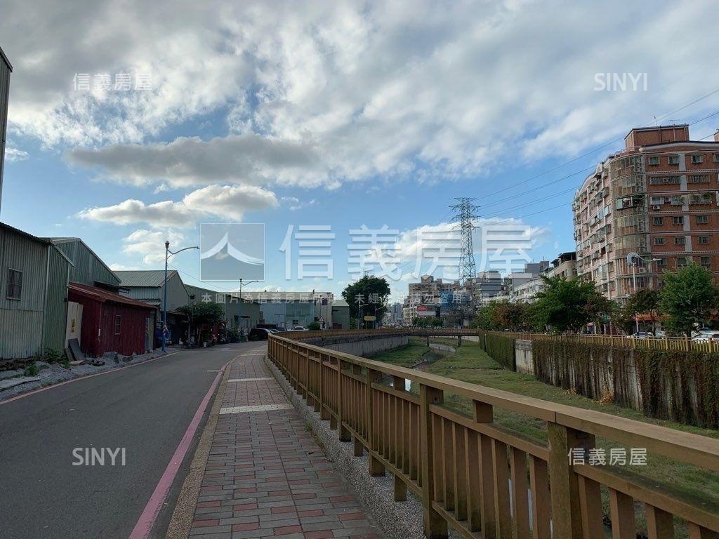 漂亮透天自住招待所皆宜房屋室內格局與周邊環境