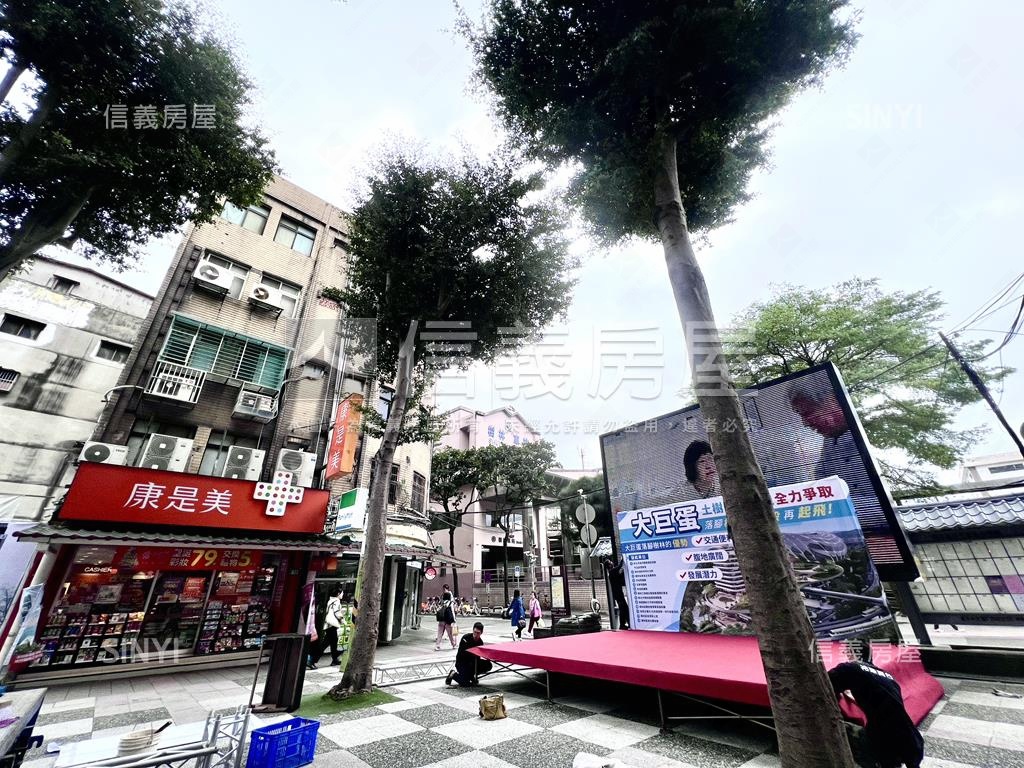 近車站美食金店面房屋室內格局與周邊環境